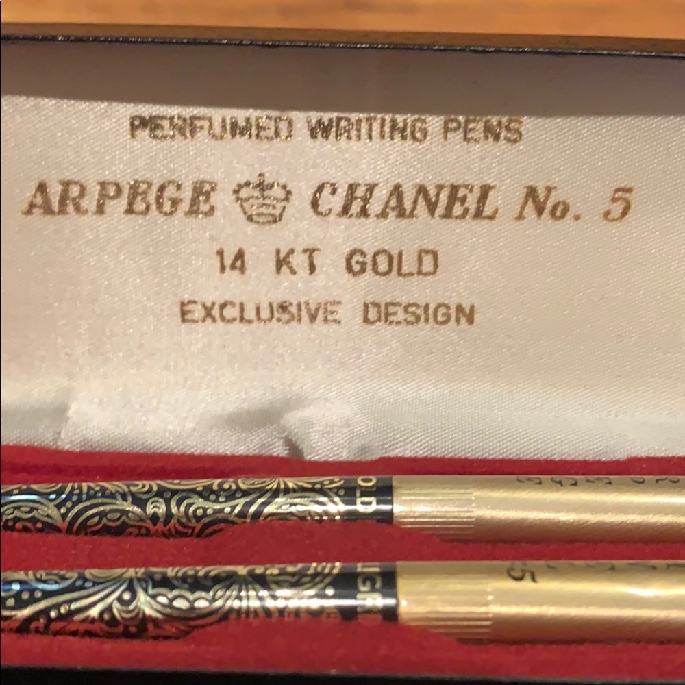 Set of two 14k gold perfumed pens!